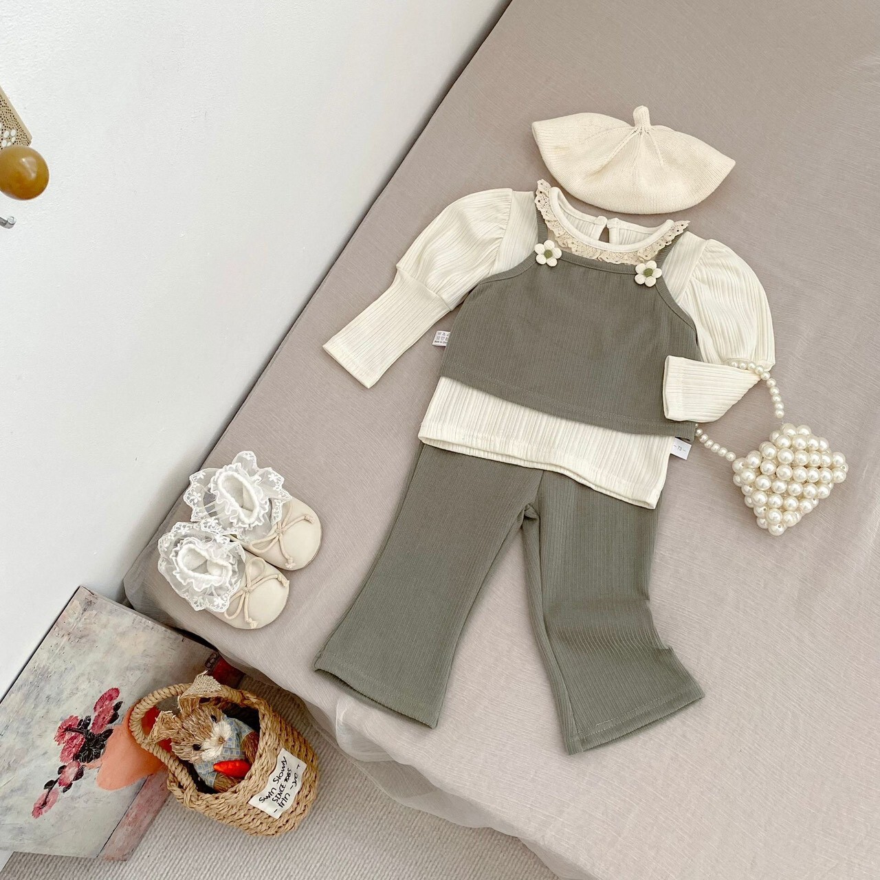 LINE_ALBUM_2025101 _1_251001_42