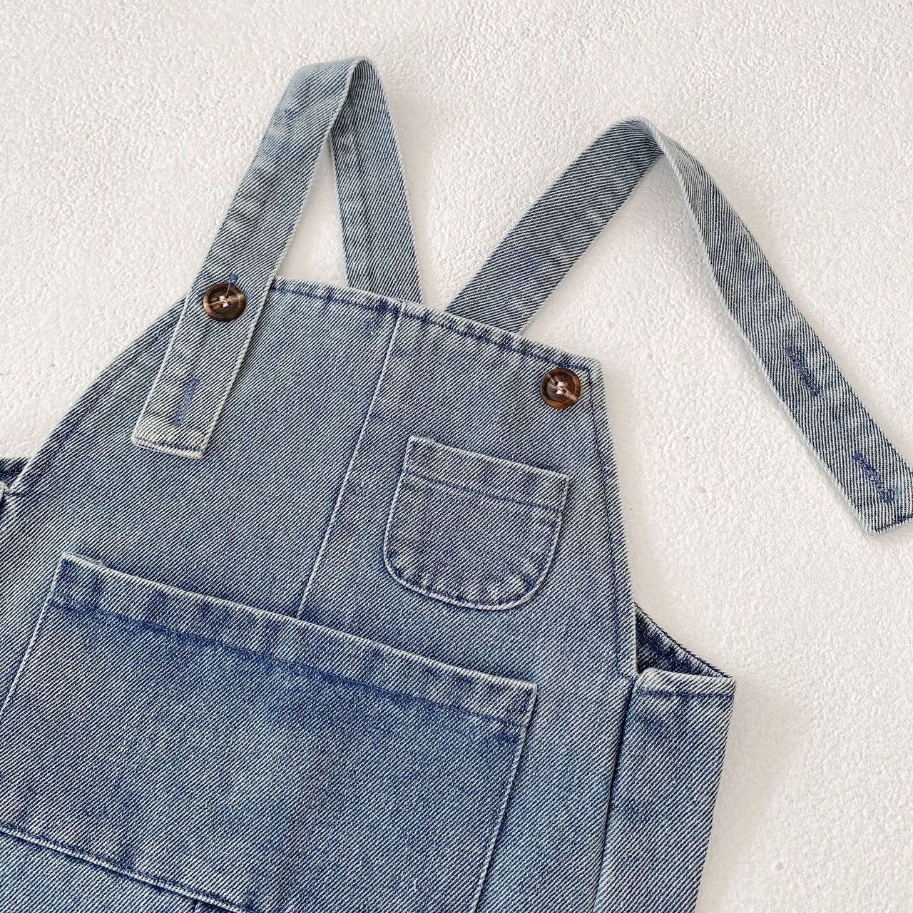 LINE_ALBUM_2025105_251005_140