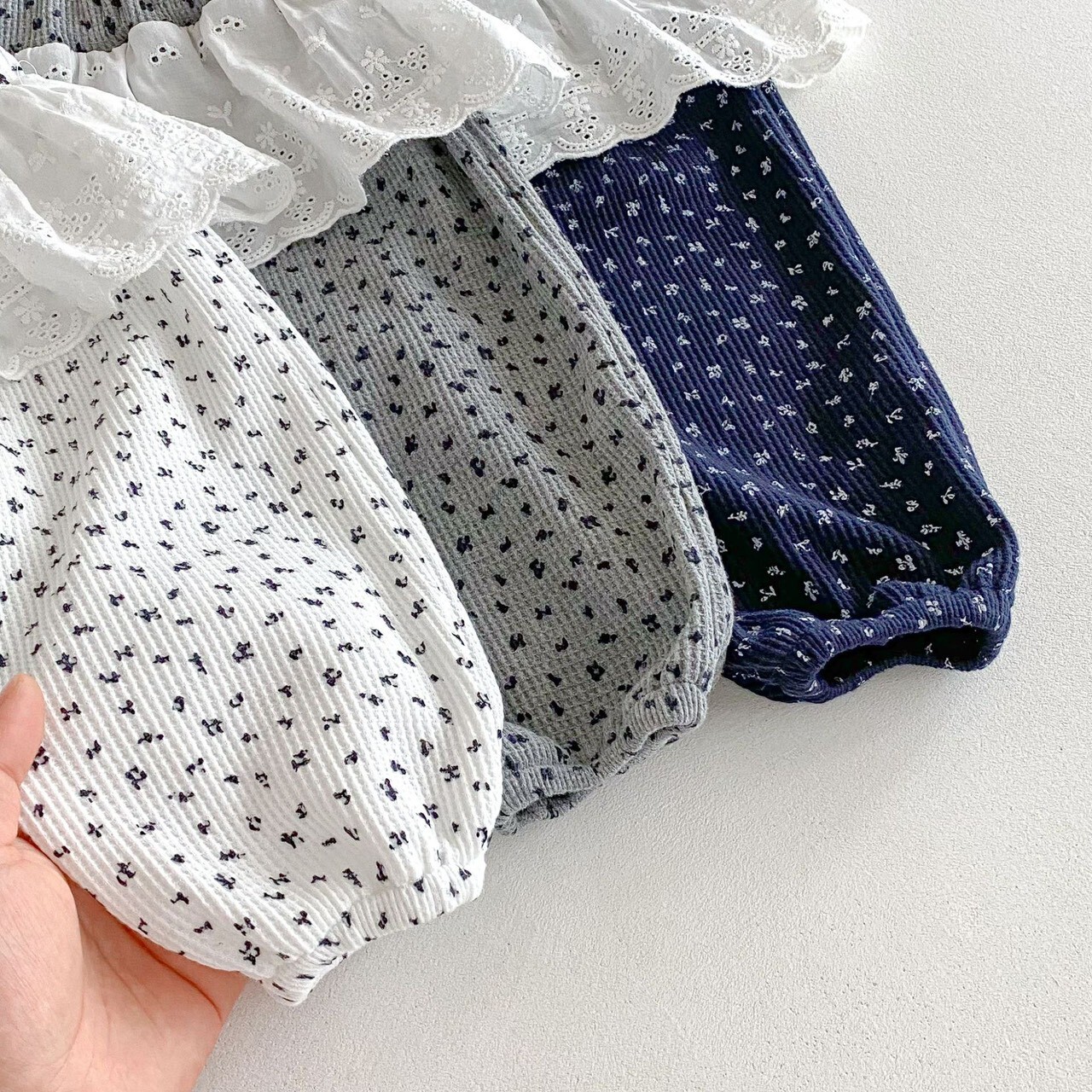 LINE_ALBUM_2025109_251009_139