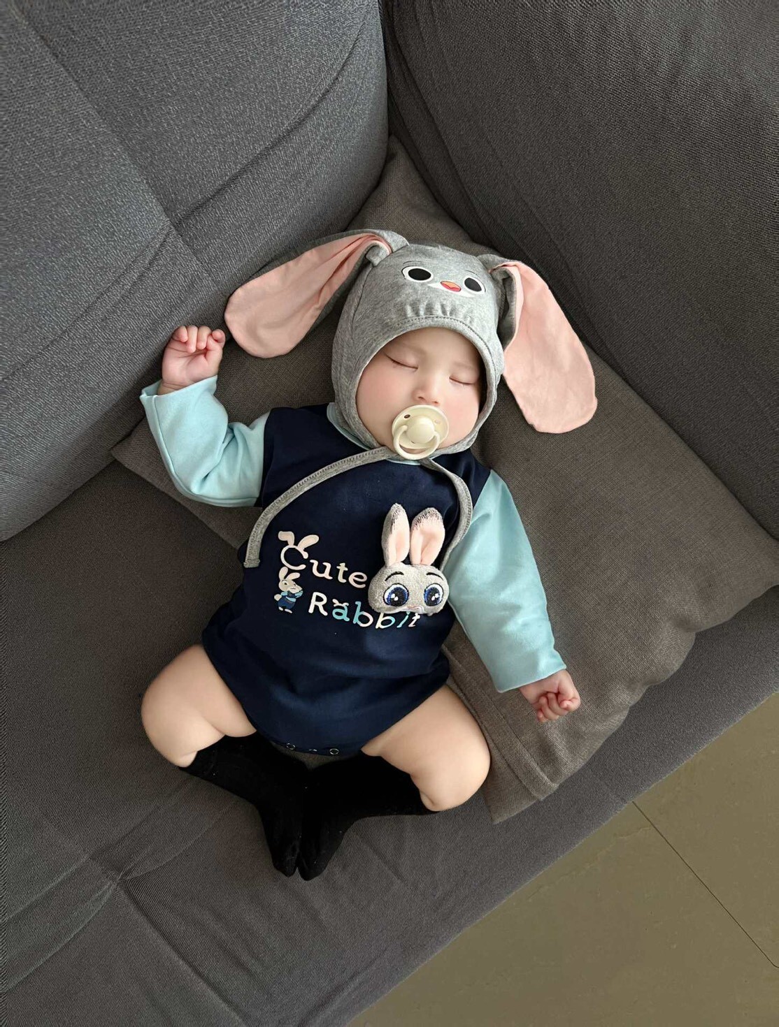 LINE_ALBUM_2025112_251103_101