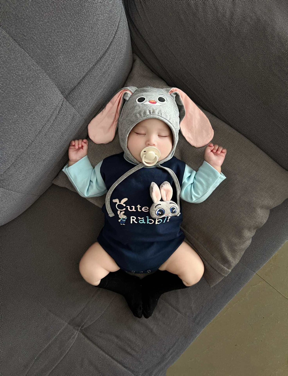 LINE_ALBUM_2025112_251103_105