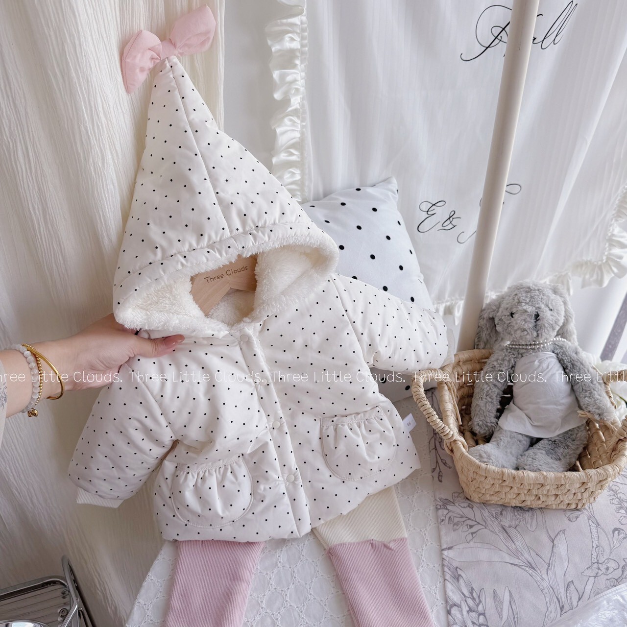 LINE_ALBUM_20251118_251118_121