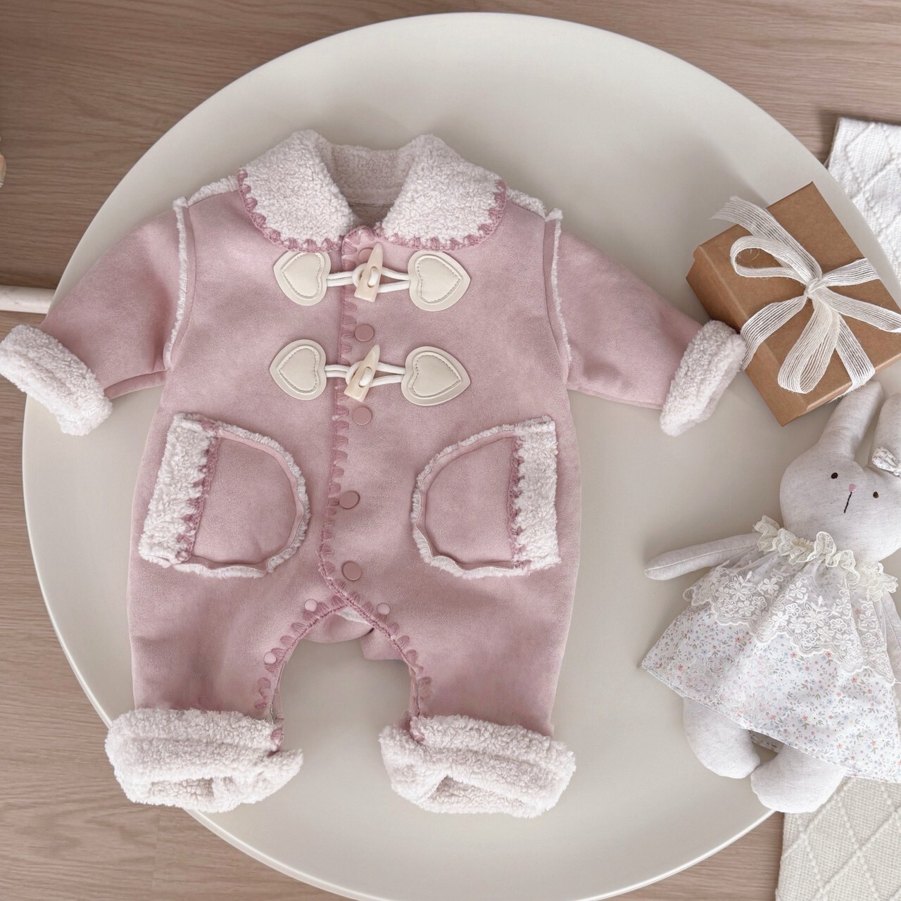 LINE_ALBUM_20251118_251118_82