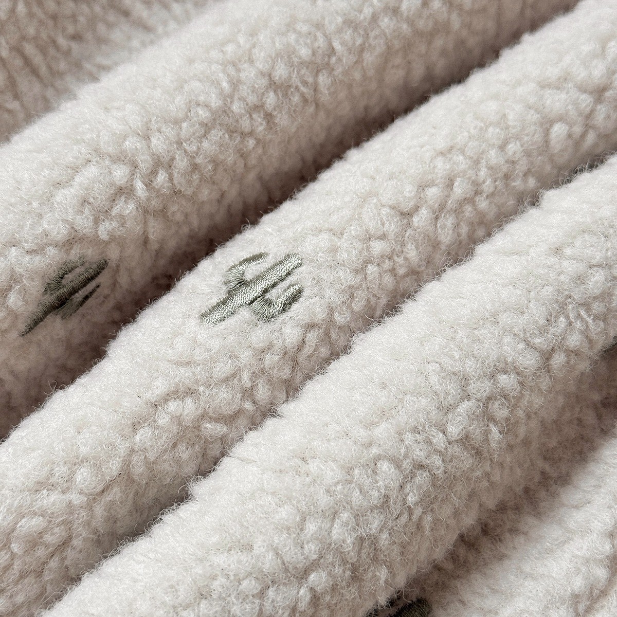 LINE_ALBUM_20251120_251120_160