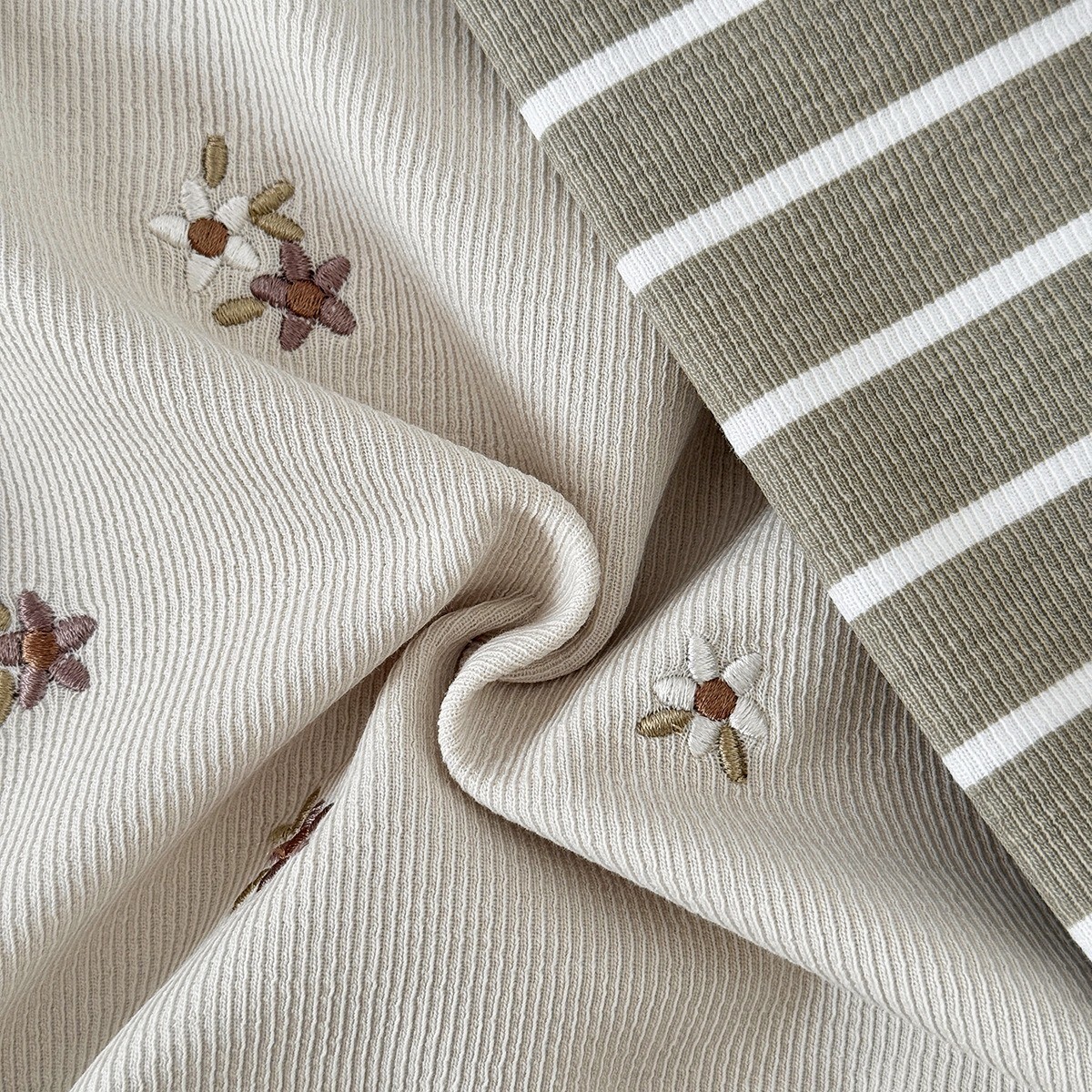 LINE_ALBUM_20251120_251120_149