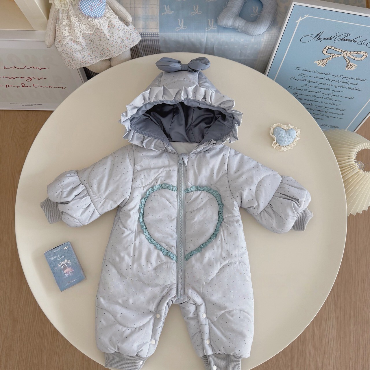 LINE_ALBUM_2025124_251204_86