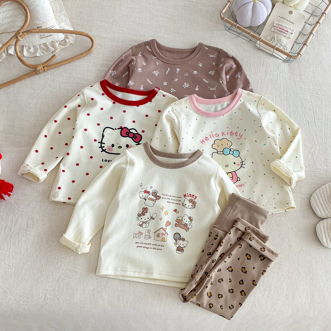 LINE_ALBUM_20251211_251211_51