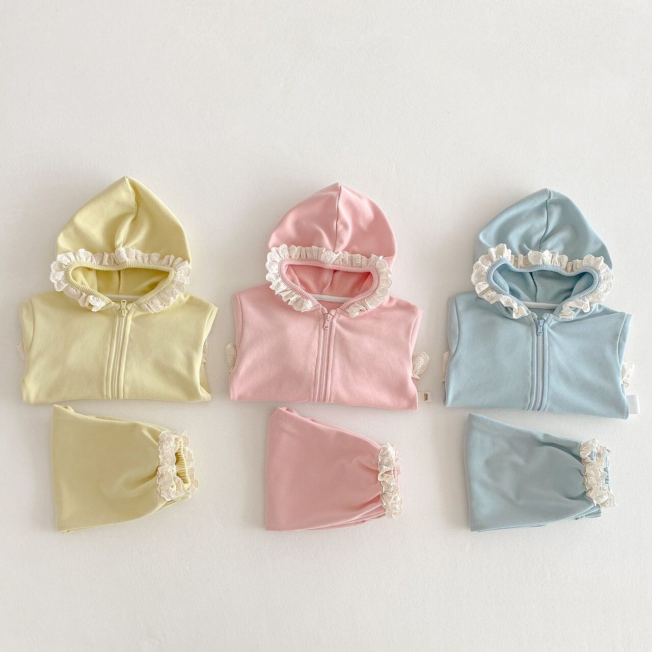 LINE_ALBUM_20251211_251211_17