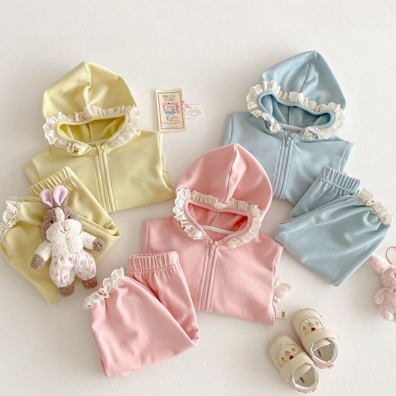 LINE_ALBUM_20251211_251211_23