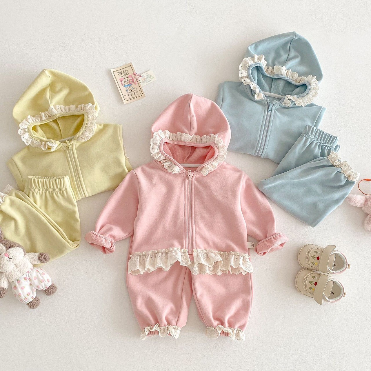 LINE_ALBUM_20251211_251211_16