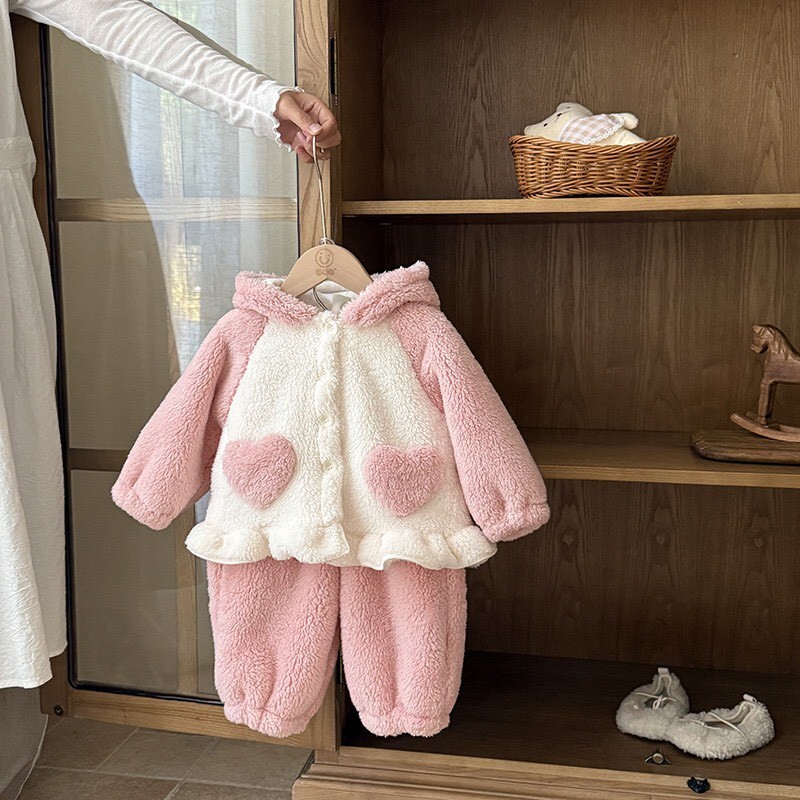 LINE_ALBUM_20251212_251212_17