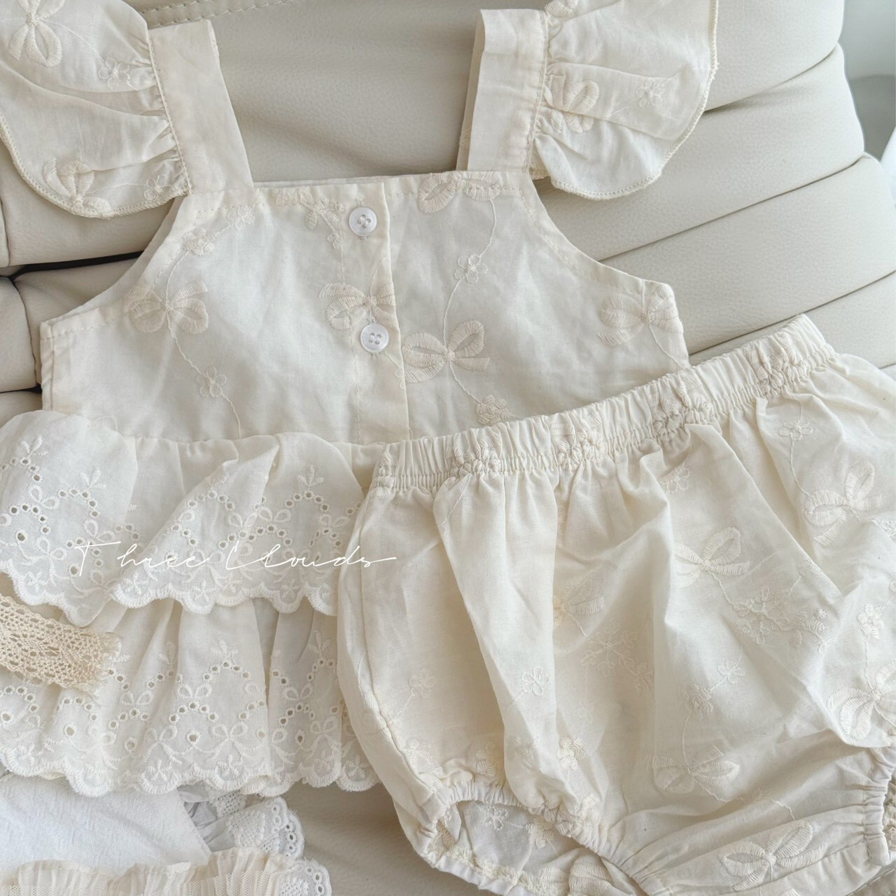 LINE_ALBUM_202631_260301_42