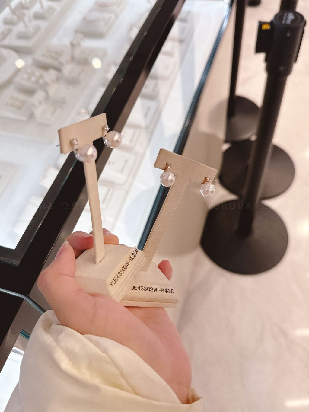 Haesool 珍珠耳环带钻