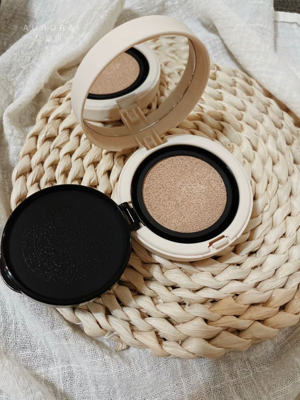 Jung Saem Mool 遮瑕柔雾气垫粉底