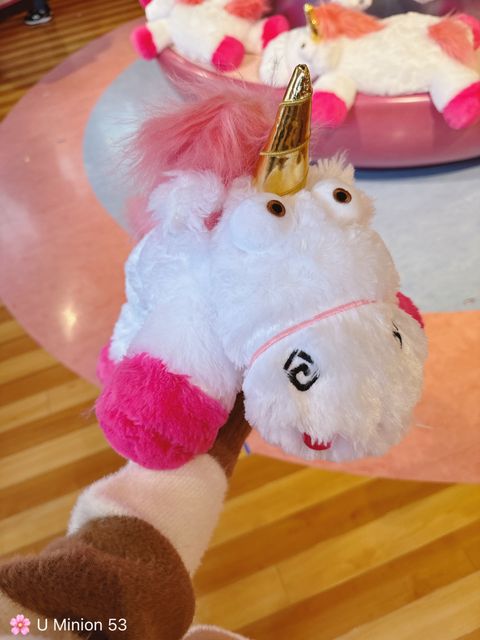 USJ Minion 53 | 快乐独角兽趴着