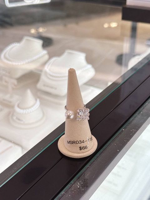 Haesool 珍珠锆石戒指