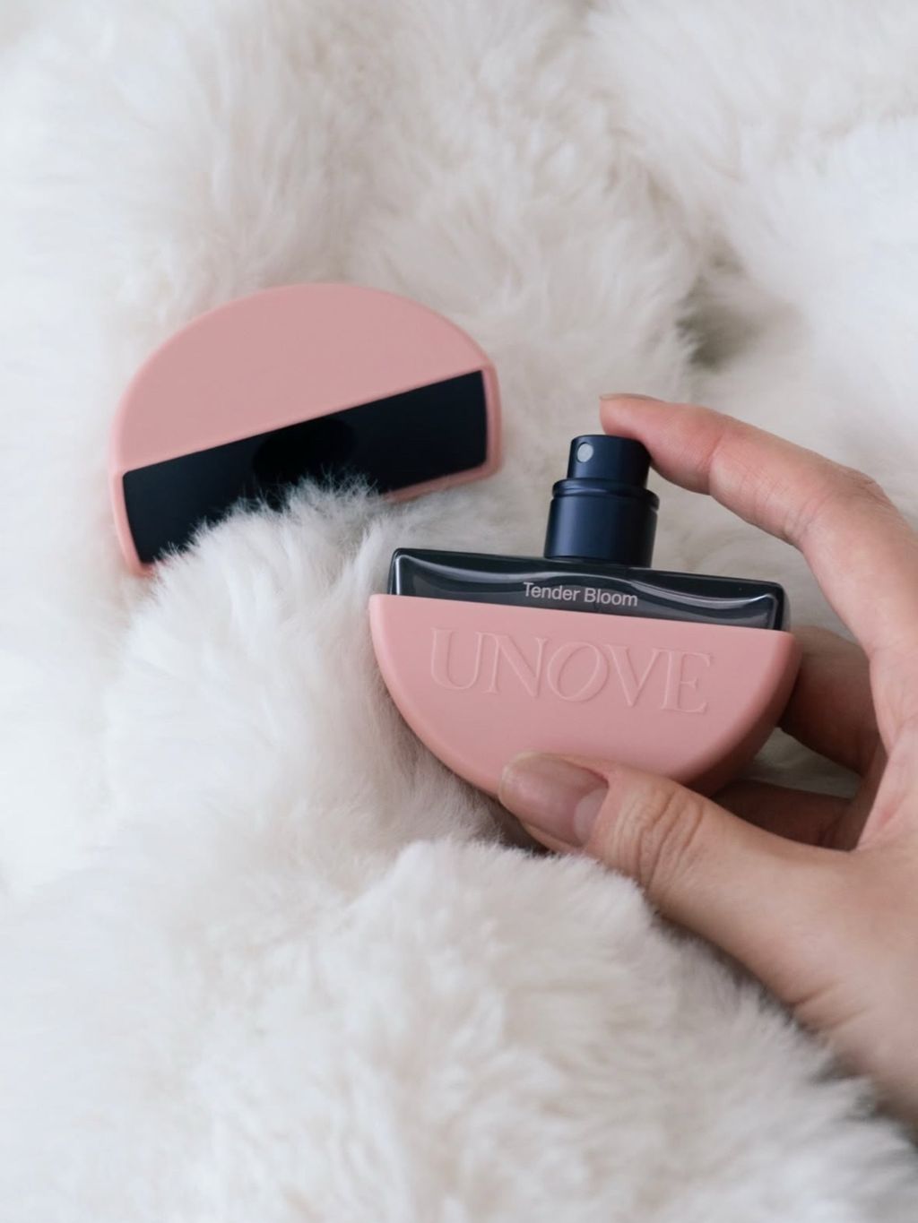 Unove 头发保湿香水喷雾