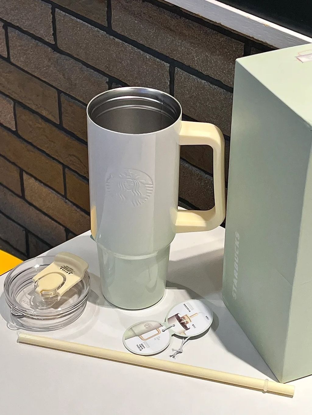 救米啊！！星巴克这次新品真的好好看啊！