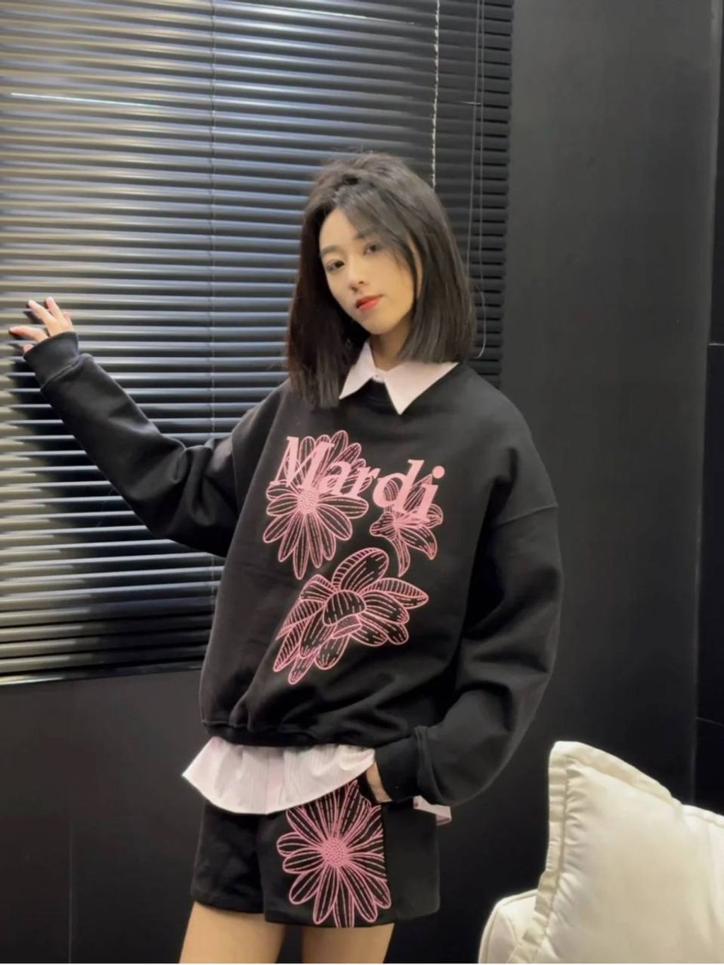 Mardi 56 | 新款Mardi三朵花卫衣