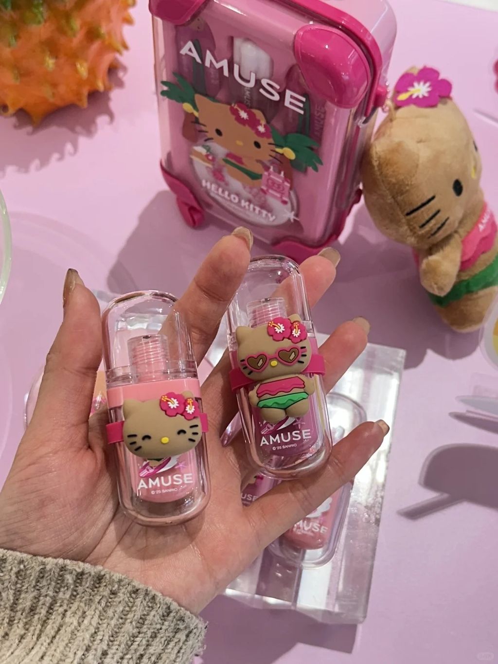 amuse黑皮HelloKitty联名