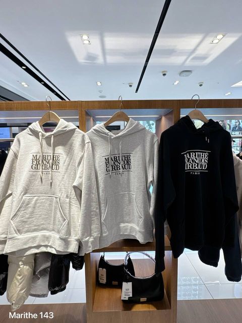 photo_1_2025-12-14_21-17-26