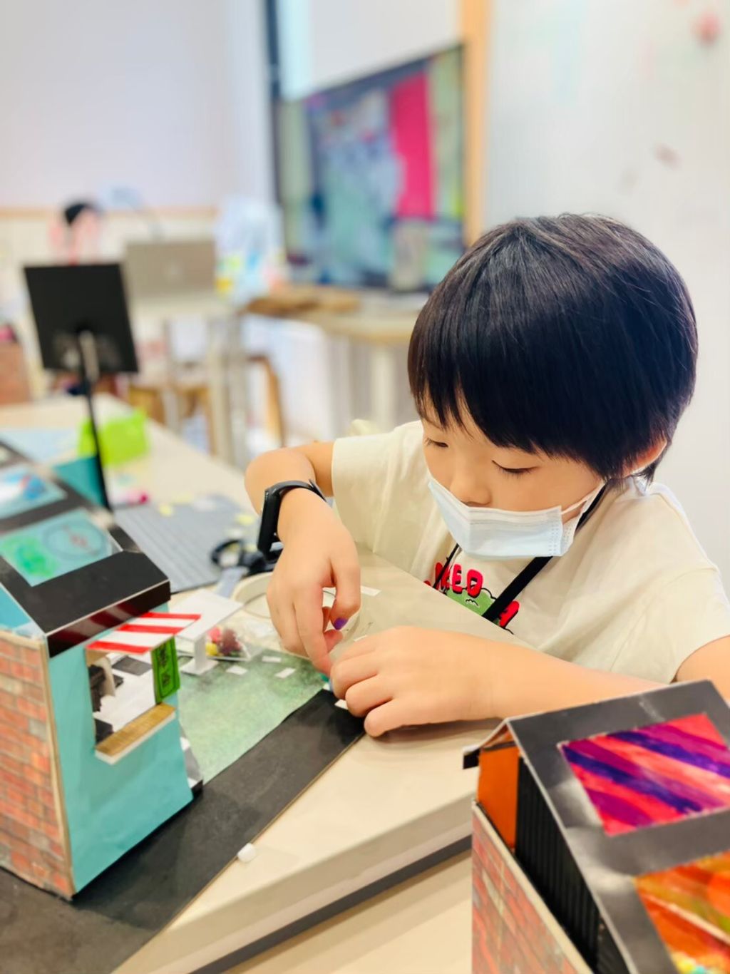 LINE_ALBUM_81-85(上午）袖珍屋_240430_3 (1)