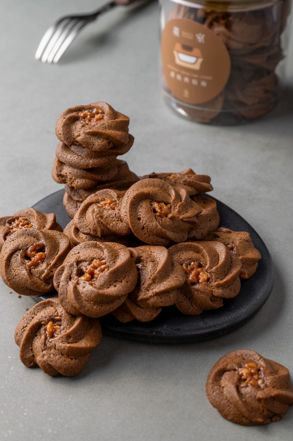 董室 紅玉紅茶夏威夷豆盾牌脆餅