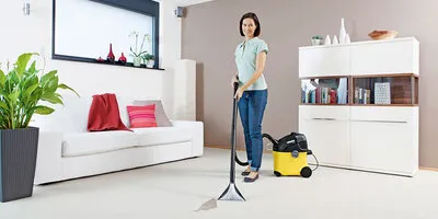 A Kärcher BRC 40/22 in a public building Kärcher Professional Carpet cleaning machines for Larger Homes