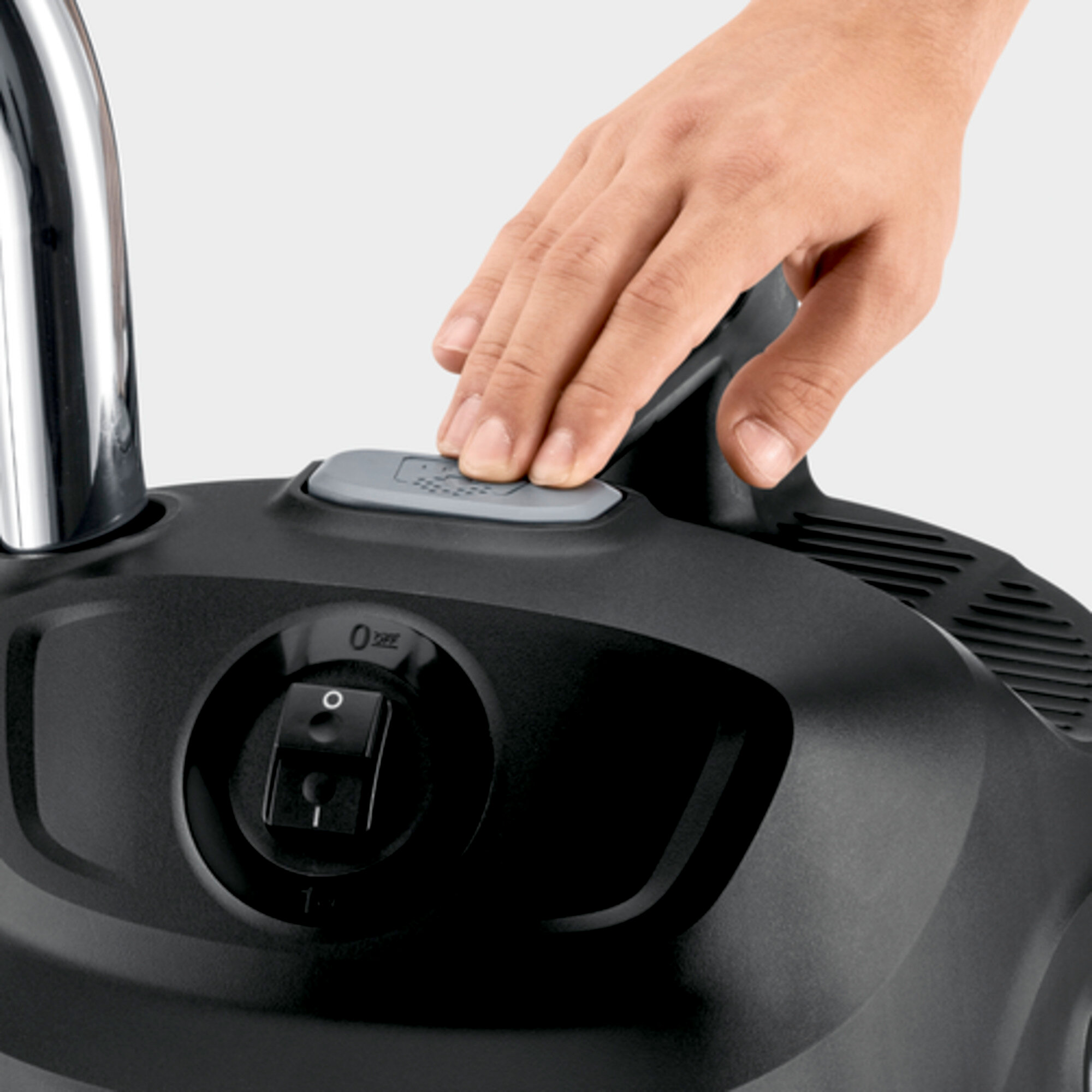 Ash and dry vacuum cleaner AD 4 Premium: Kärcher ReBoost filter cleaning