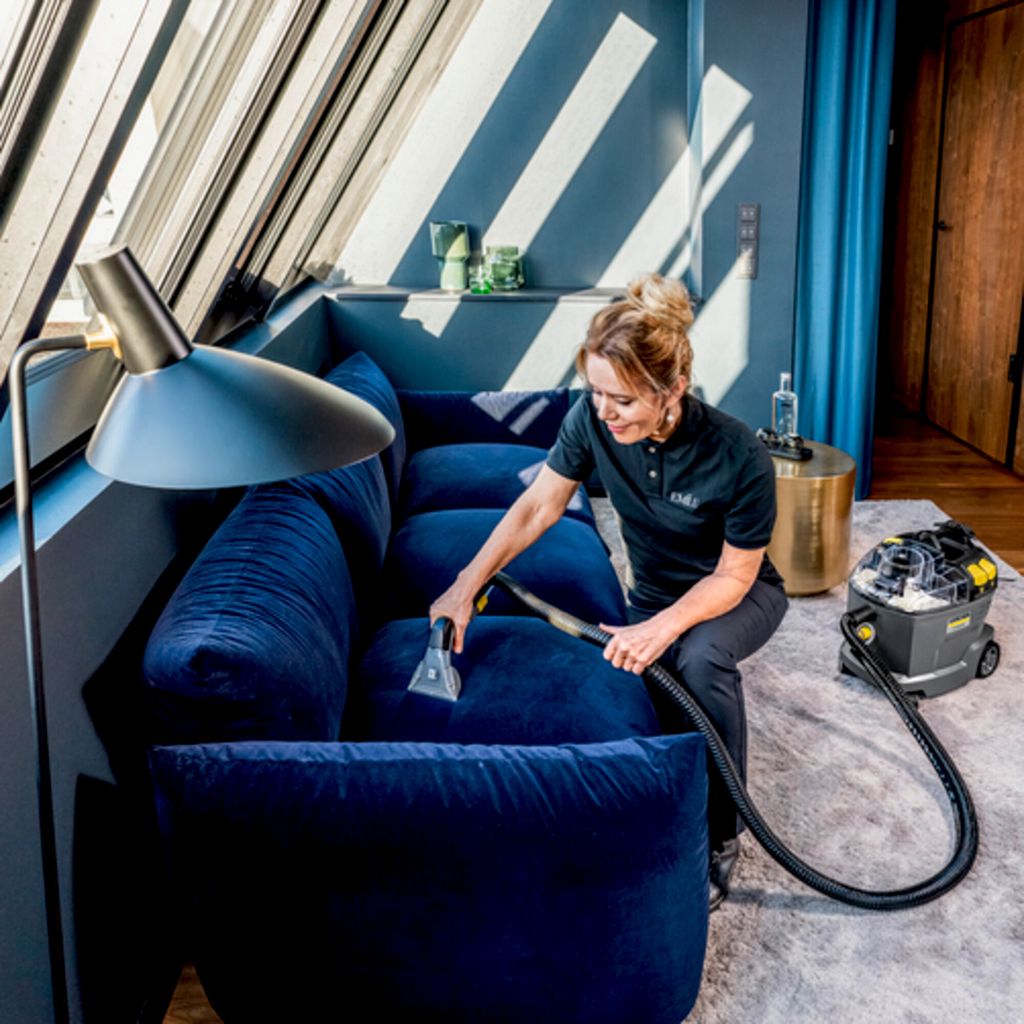 Puzzi_8_1_Adv_sofa_hotel_app_04_CI20502x502