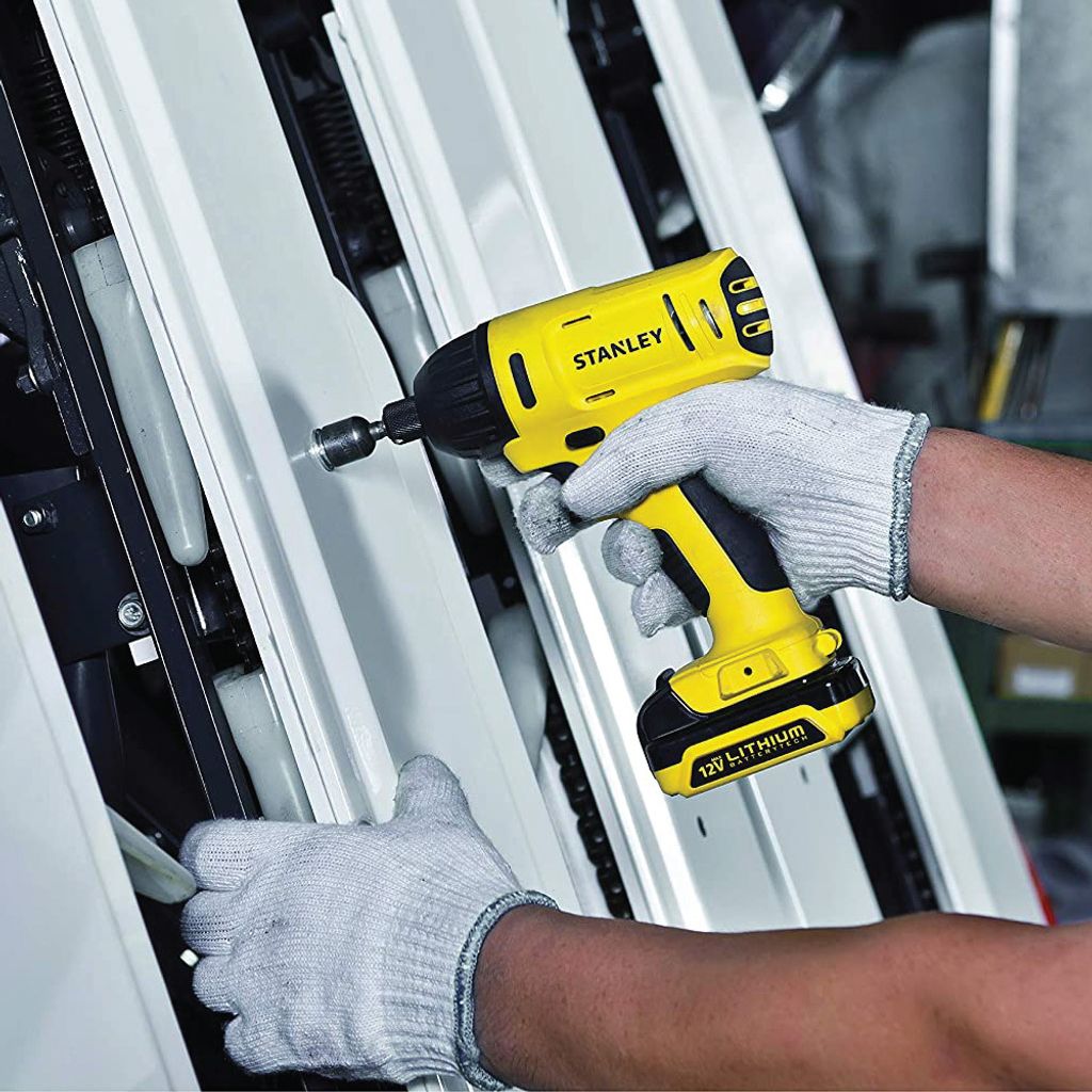 STENLEY-CORDLESS-SERIES_STANLEY-SCI121S2-B1-IMPACT-DRIVER-12V-PHOTO-3