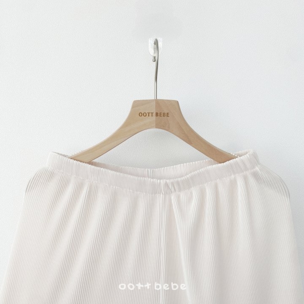 1773601360_2250903455