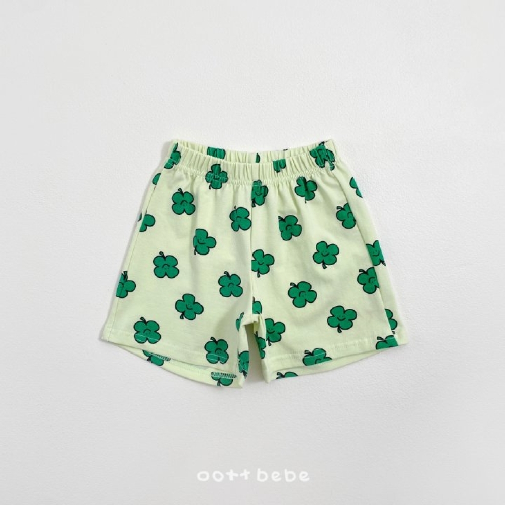 1774902472_2947369541