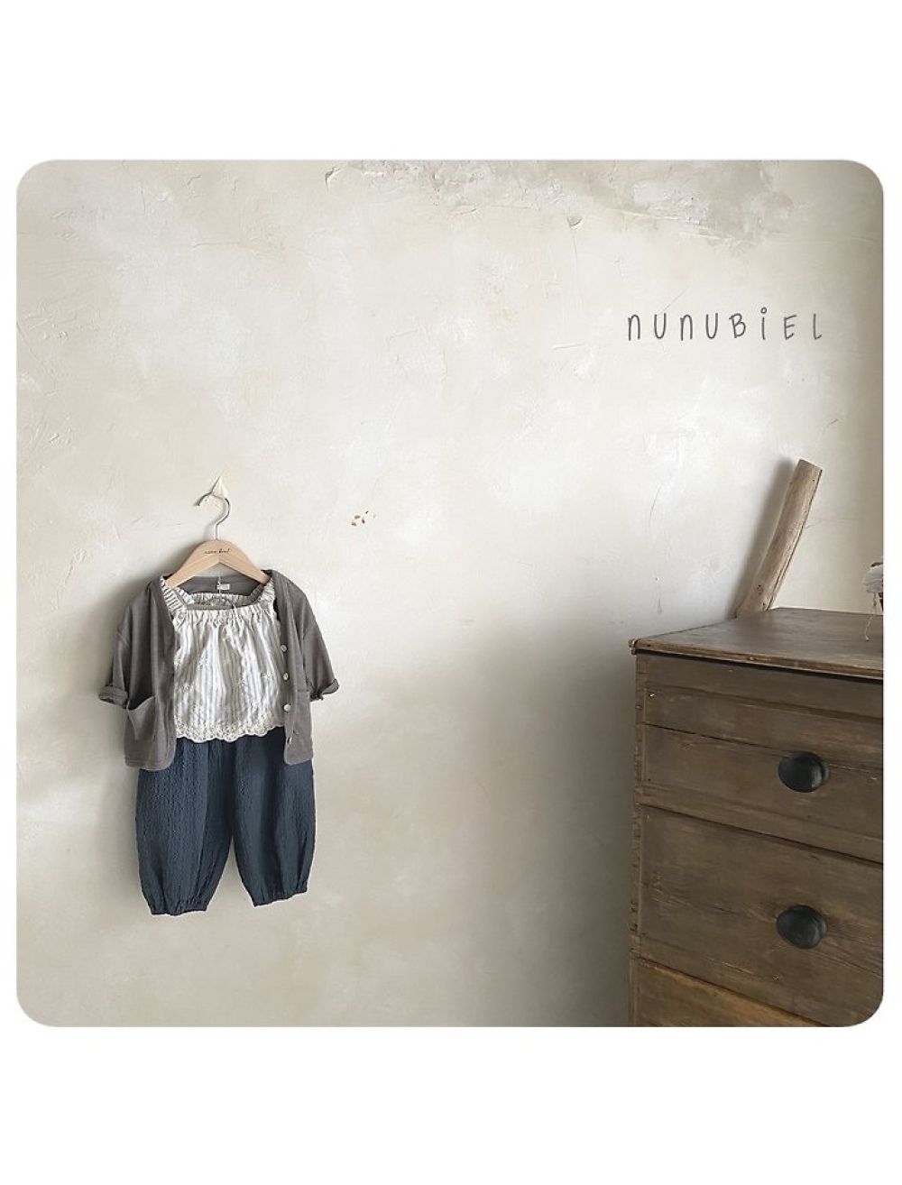 1774940640_6415123164