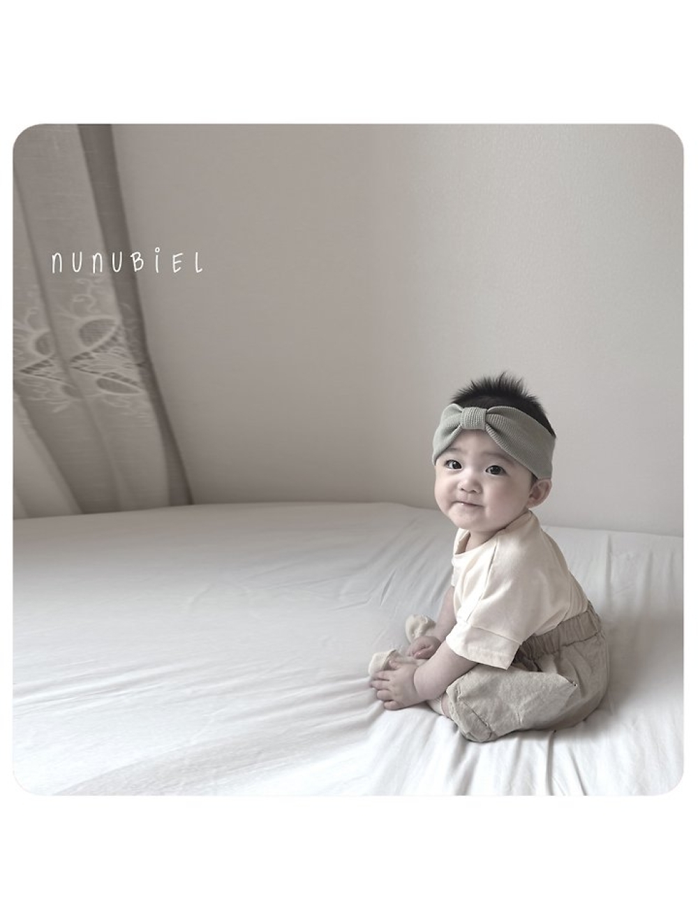 1774952606_9043441837