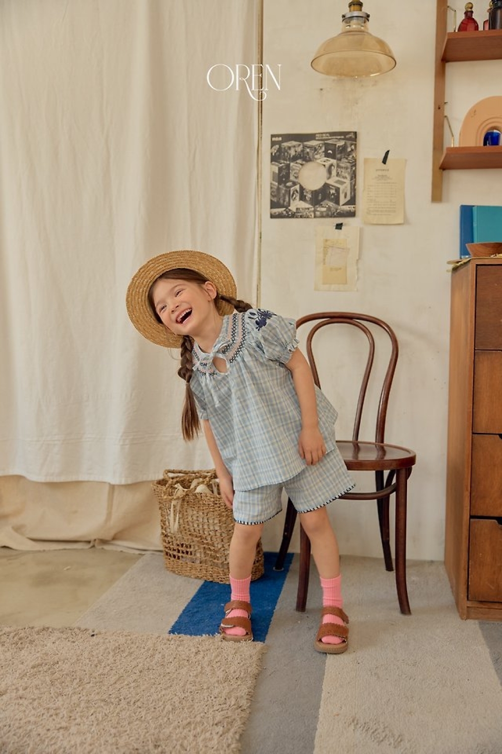 1775477303_1054066030