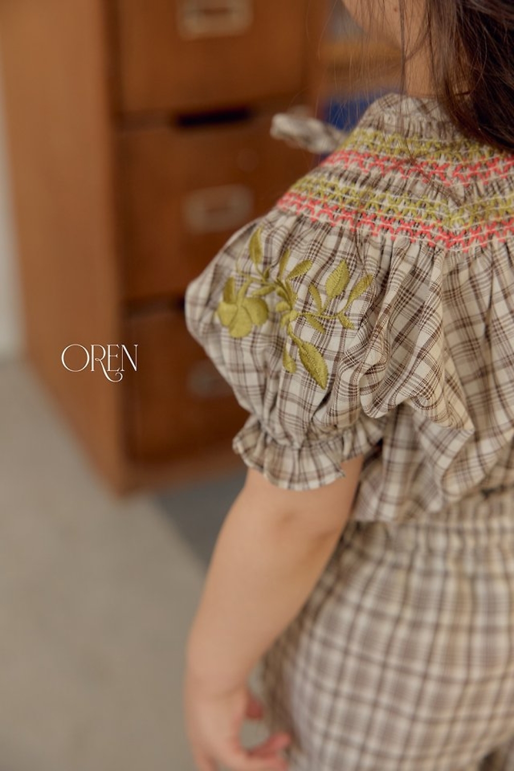 1775478272_2170391482