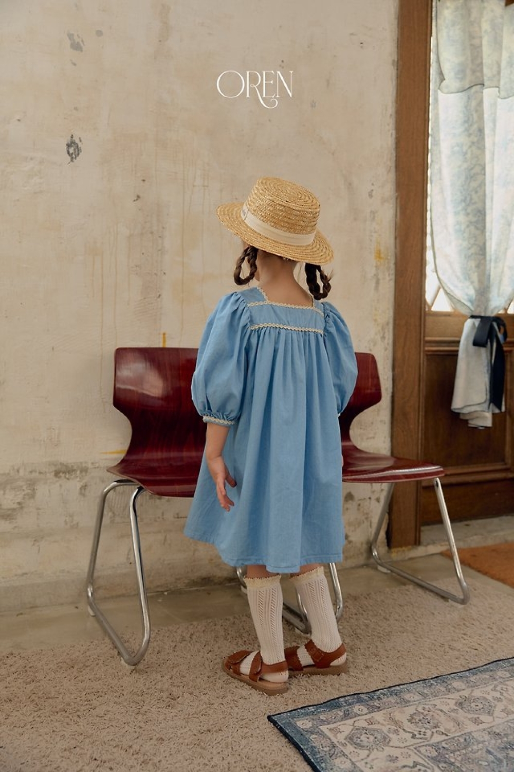 1775475815_9535002381