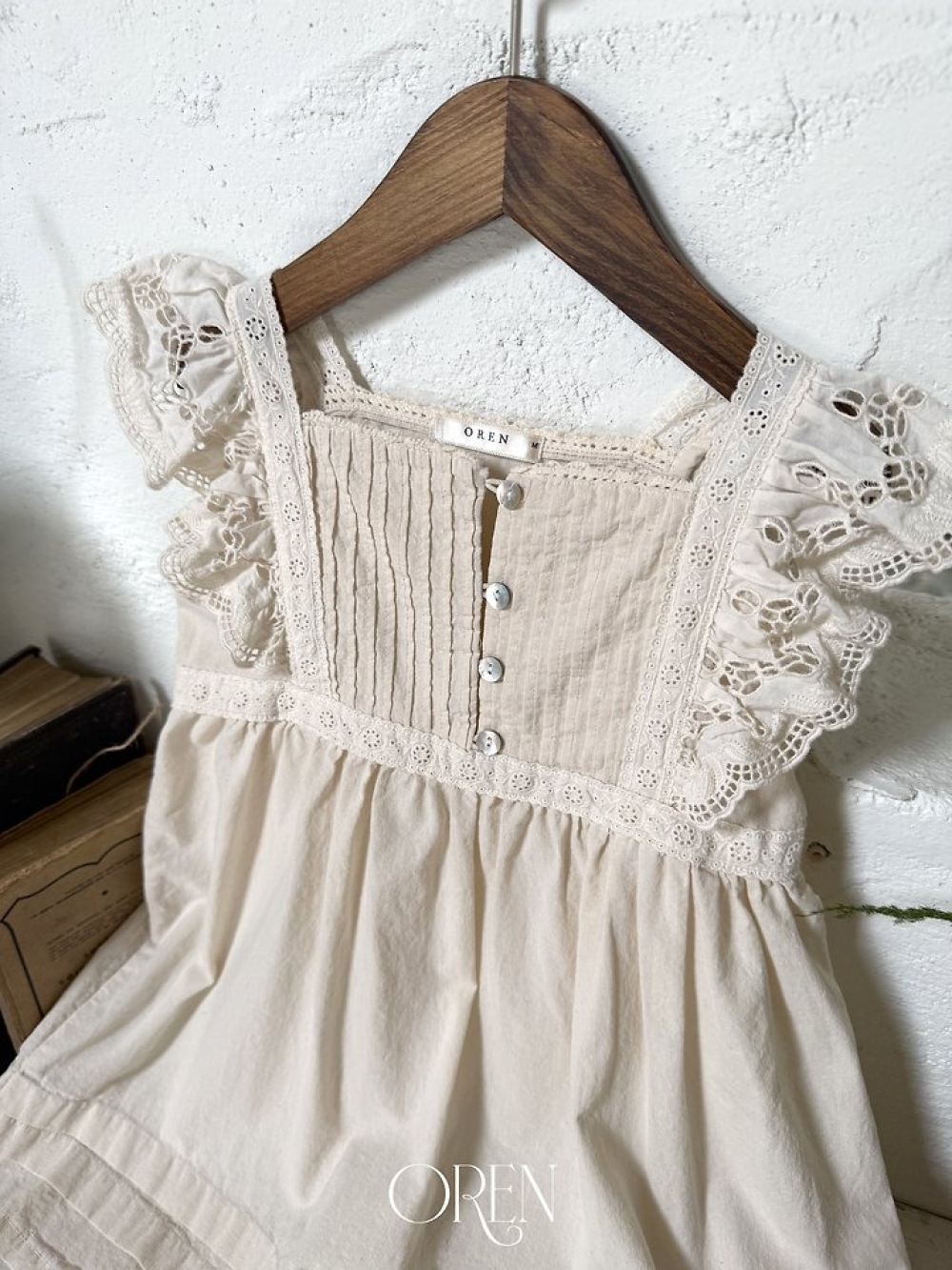 1775475658_3017983596