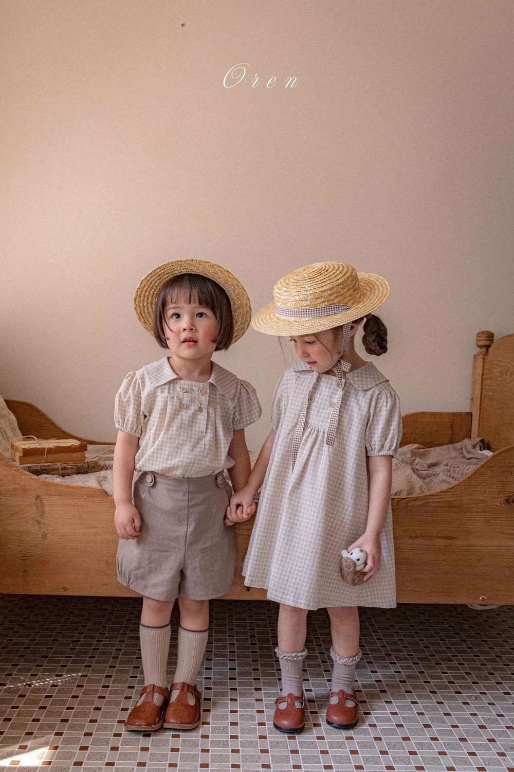 1775755220_8769567635