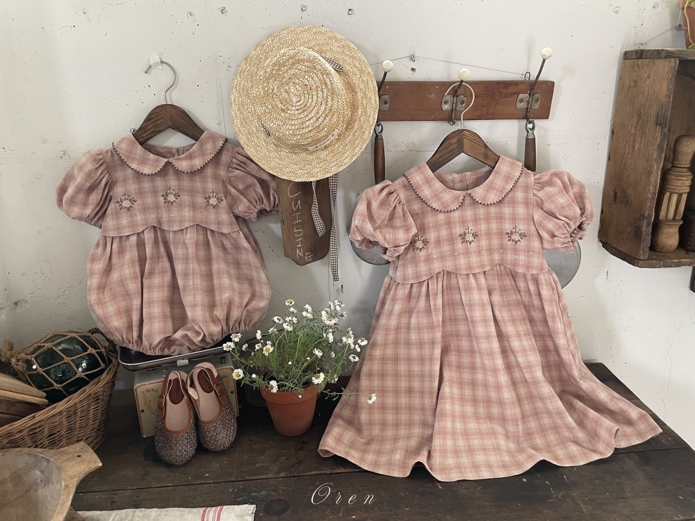 1775756349_1227465654