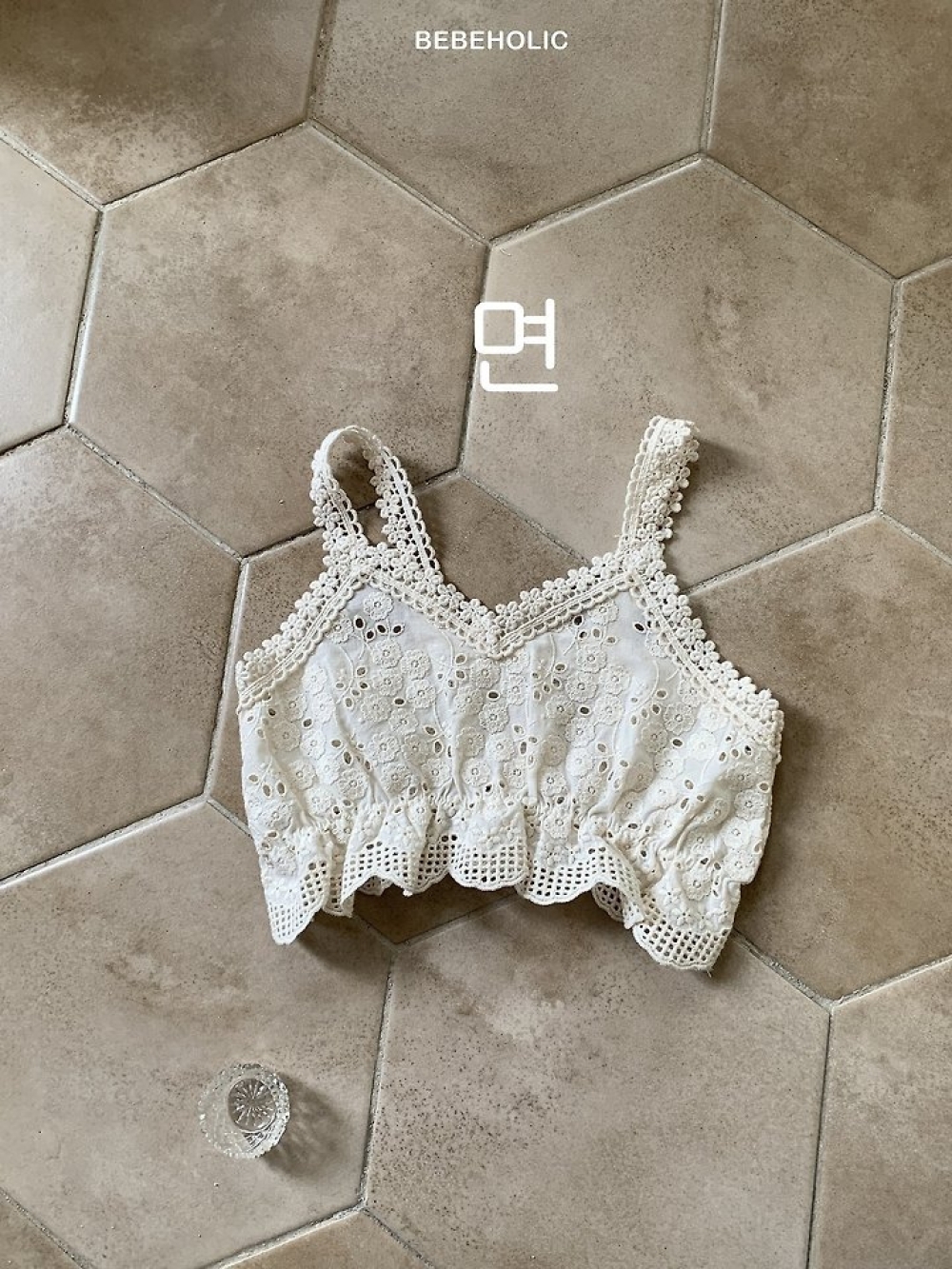 1775078351_2195952572