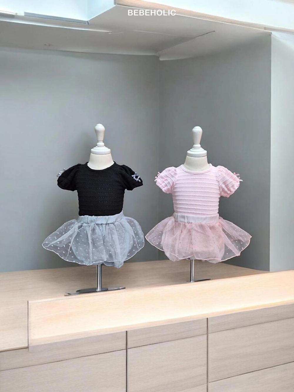 1775079043_8574122977