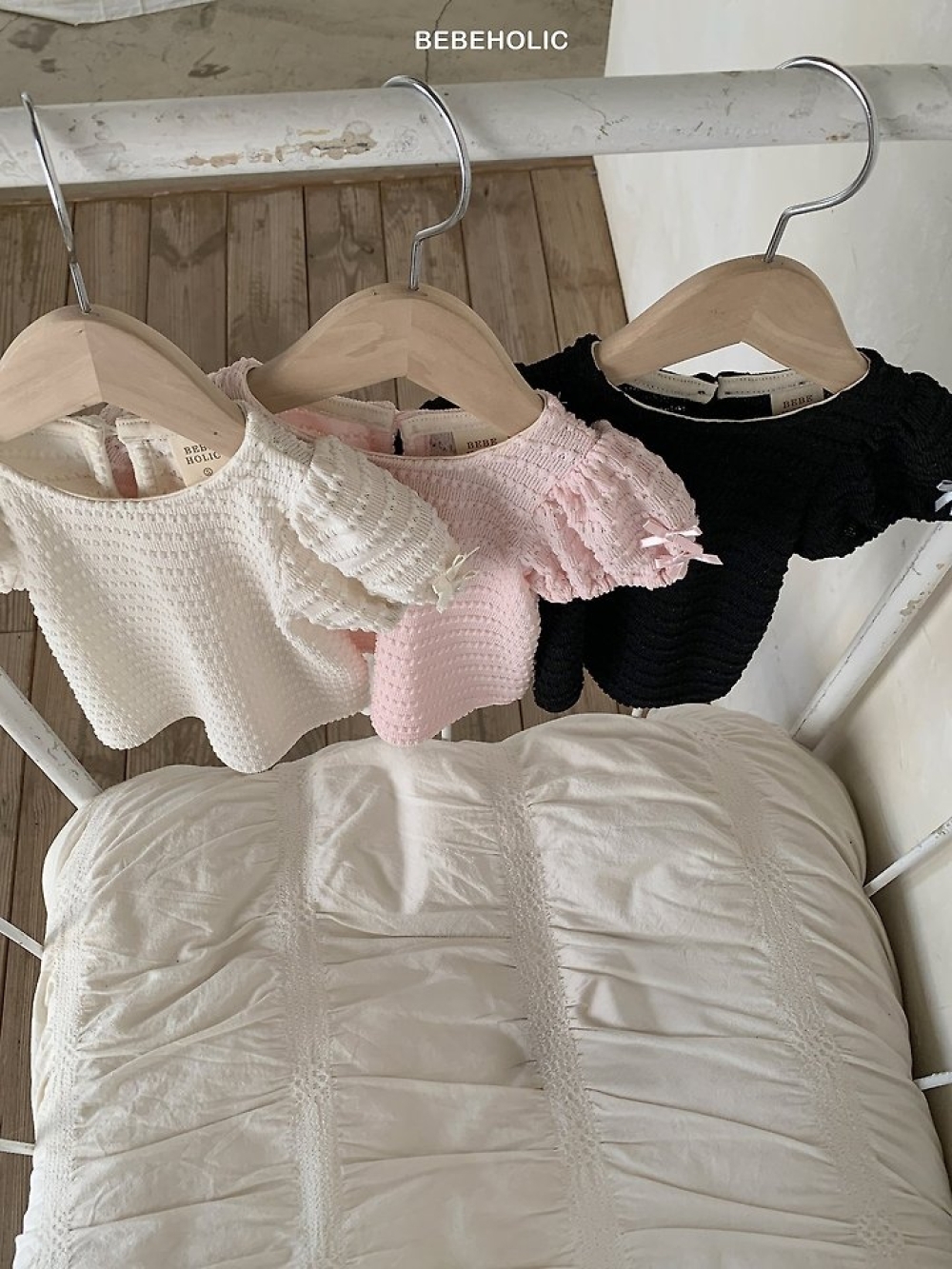 1775079043_2217689648