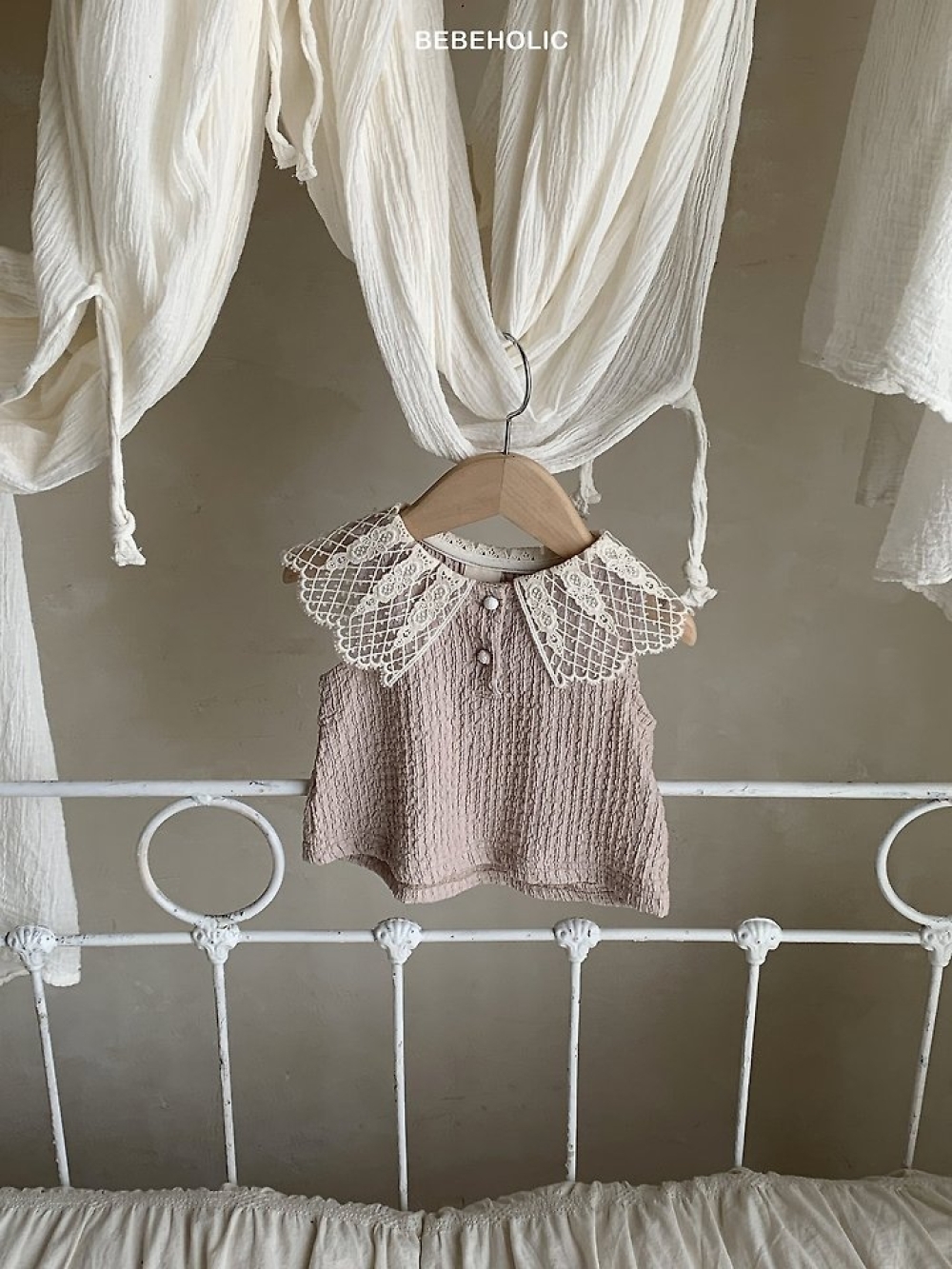 1775079453_1872475427