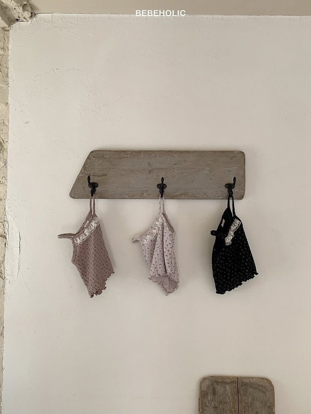 1775079498_3515693772