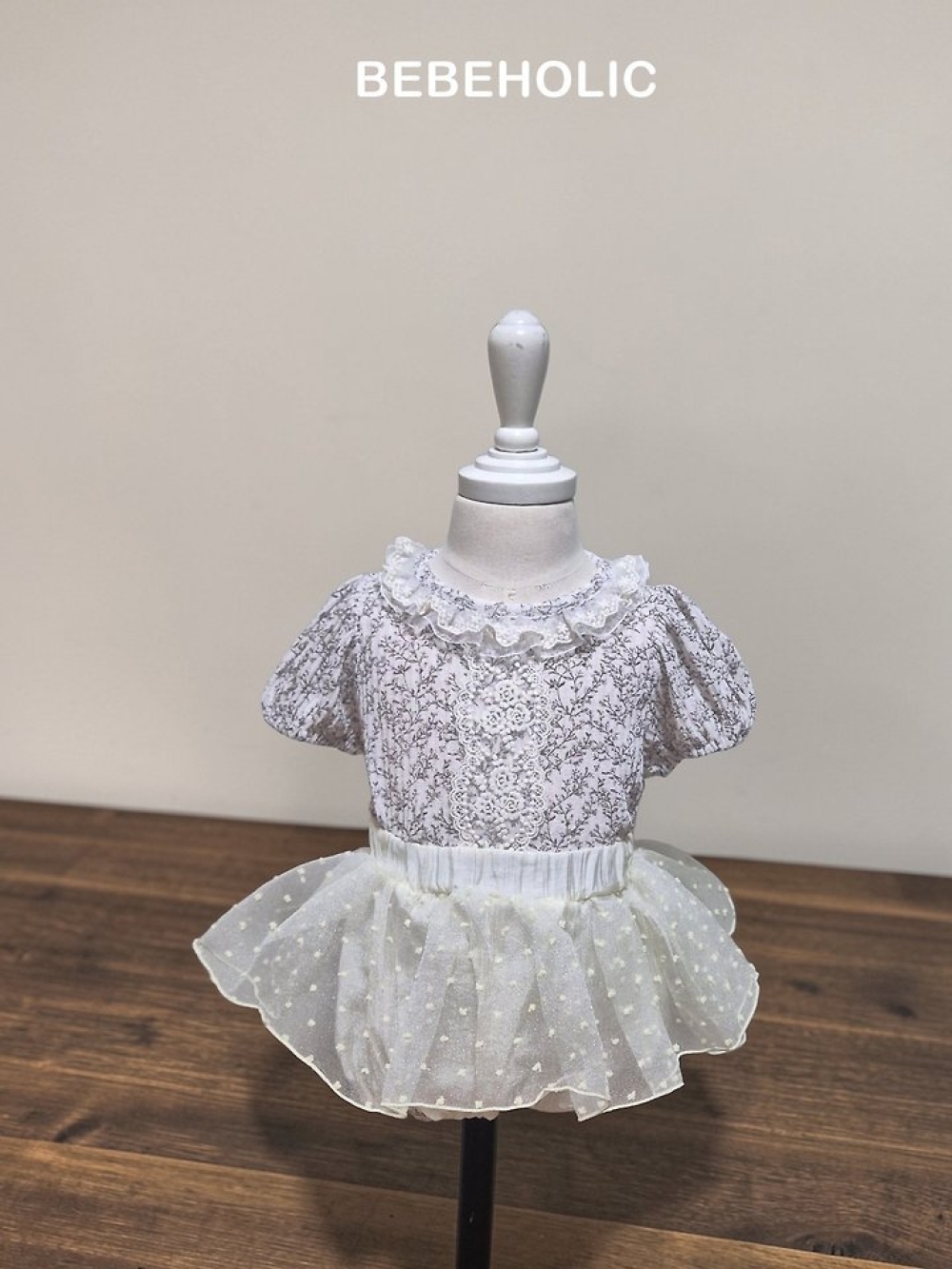 1775080677_3614055636