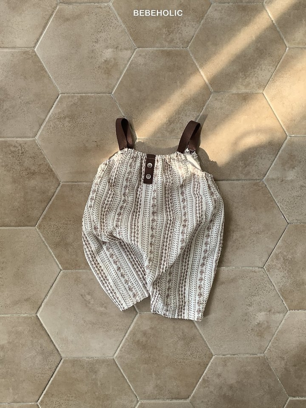 1775081713_6045560718