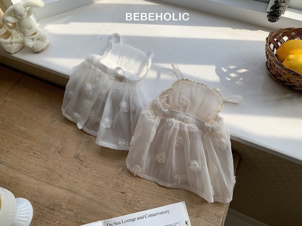 1775081937_9370476289