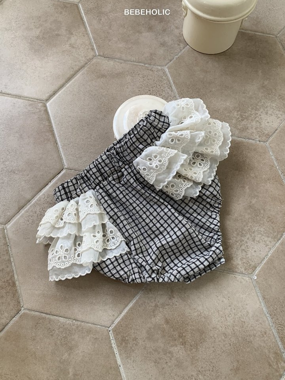 1775082606_1330215429